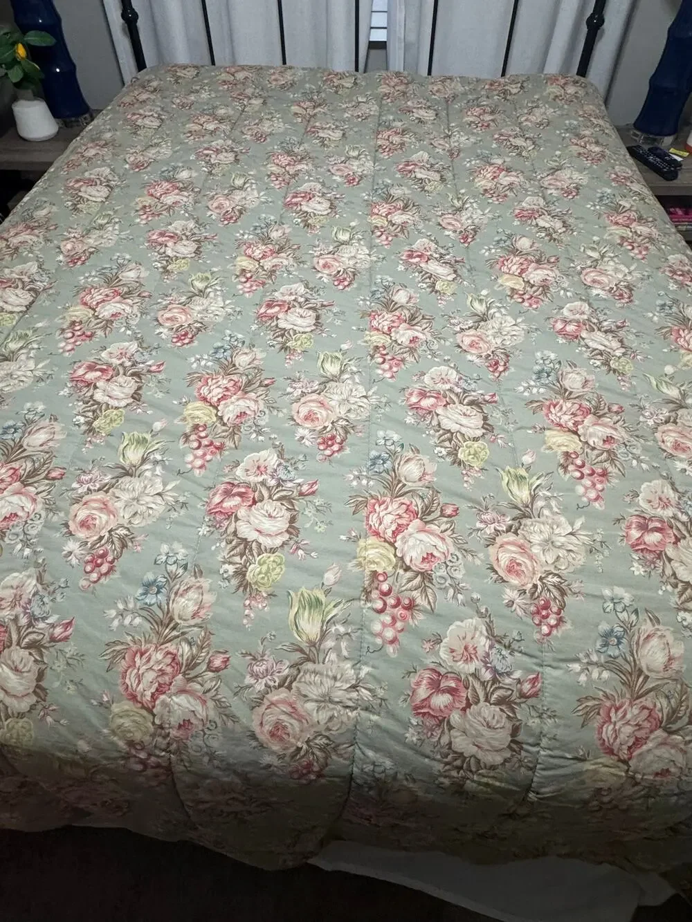 Ralph Lauren Charlotte Vintage Cottage Rose Comforter F / Q